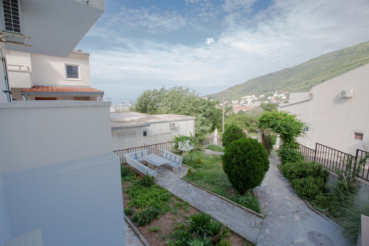 شقة Valentina Apartman Petrovac المظهر الخارجي الصورة