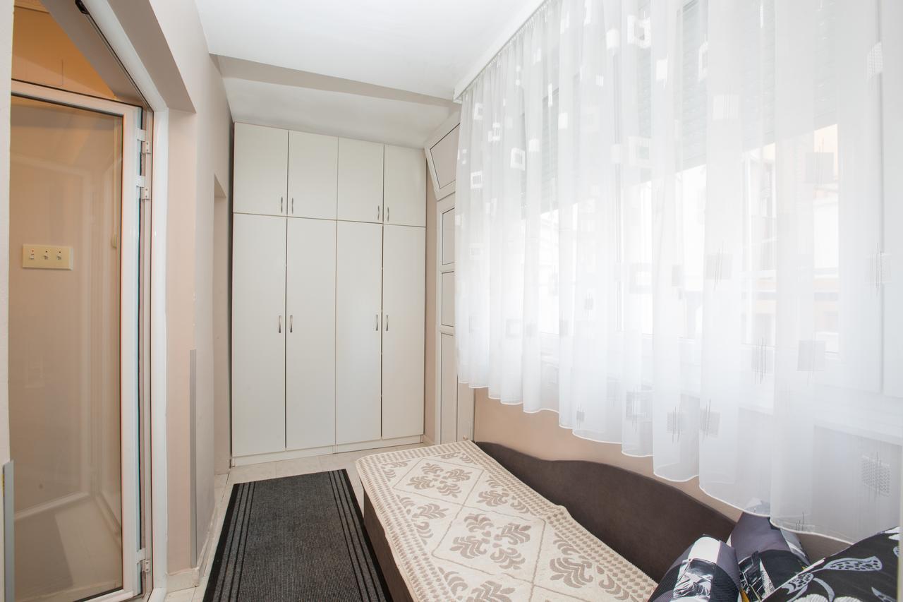 شقة Valentina Apartman Petrovac المظهر الخارجي الصورة