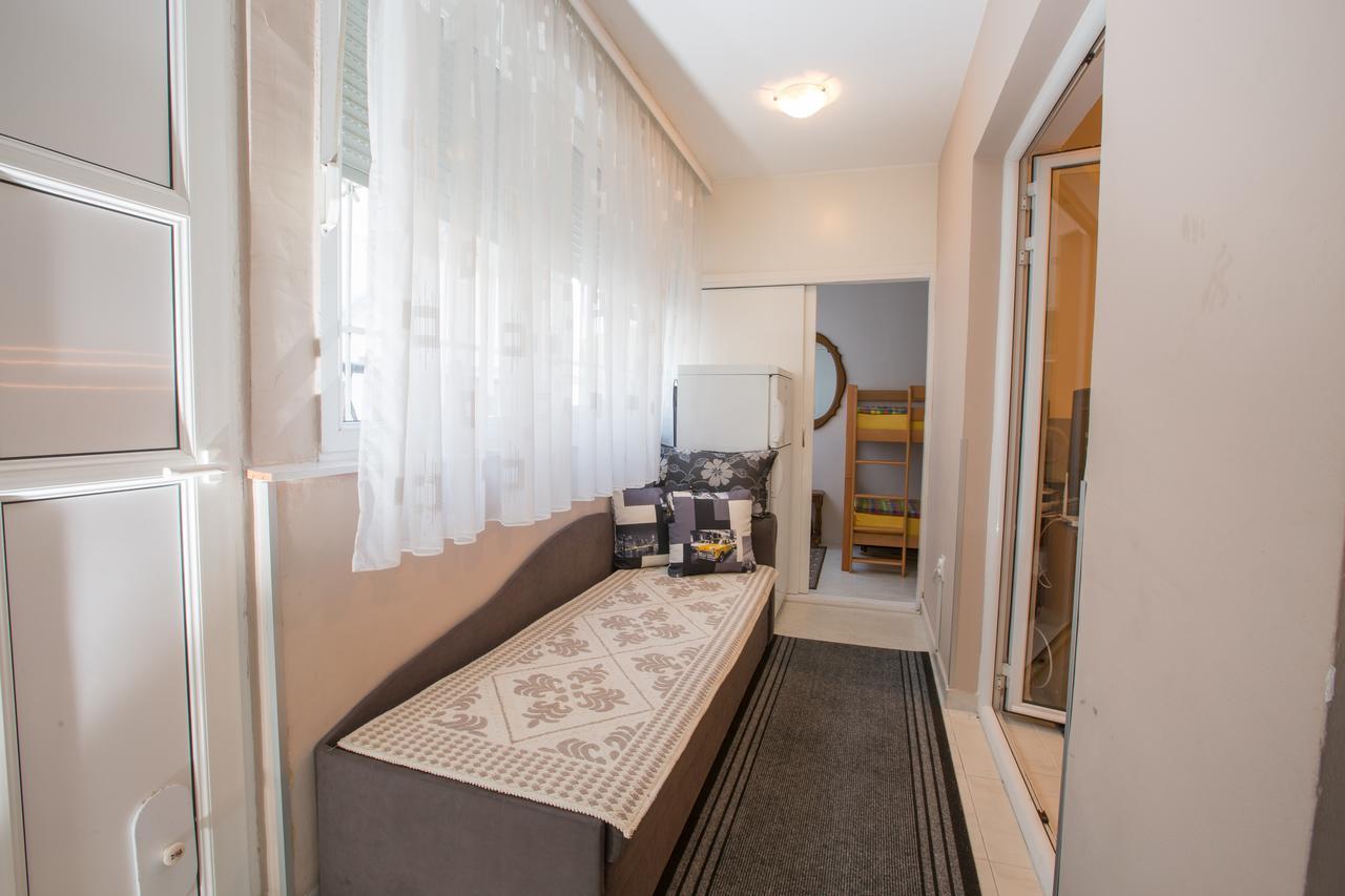 شقة Valentina Apartman Petrovac المظهر الخارجي الصورة