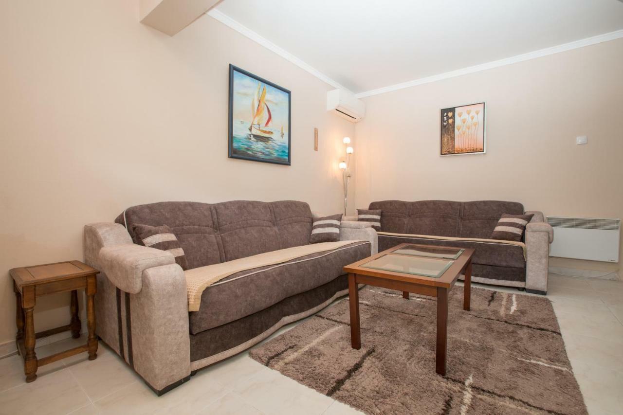 شقة Valentina Apartman Petrovac المظهر الخارجي الصورة